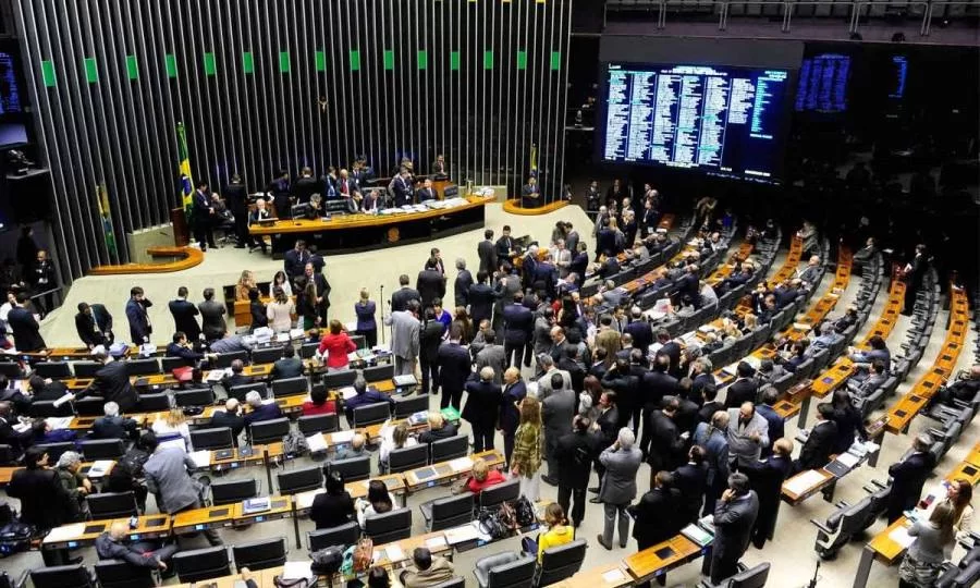 Fique por dentro:  Segunda etapa da reforma tributária muda regras do Imposto de Renda