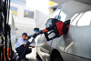 Novo preço do diesel da estatal Petrobrás na véspera de ano novo para distribuidoras começa a valer nesta quarta-feira (27)