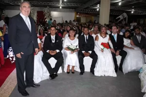 Casamento ComunitÃÂ¡rio oficializou a uniÃÂ£o de 100 casais em Gurupi