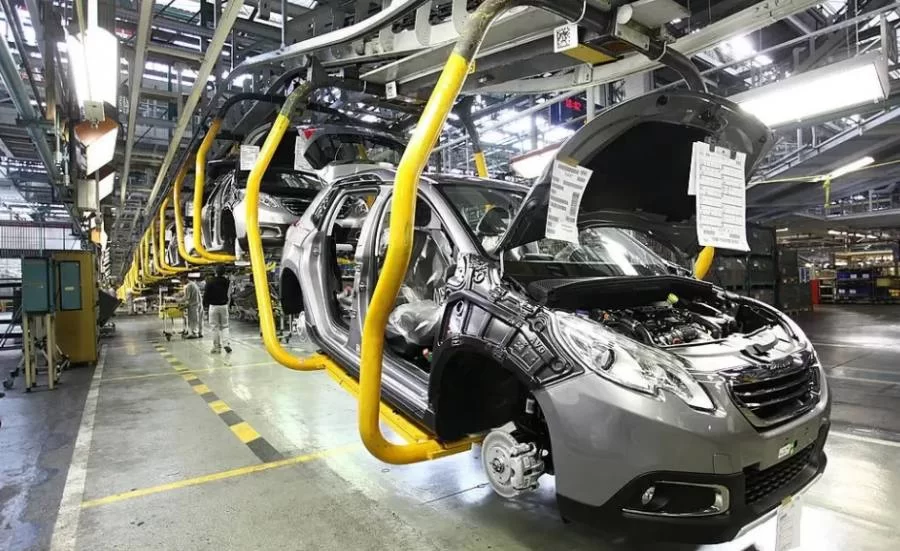 Os desafios e oportunidades do mercado de carros em 2024