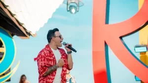 Gustavo Moura e Rafael transformam a praia do Futuro em um "Rolezão Diferente"