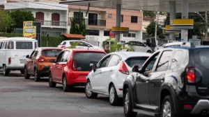 Gasolina inicia 2024 0,35% mais barata, acompanhada do etanol, que recuou 2,43% nos postos, aponta pesquisa