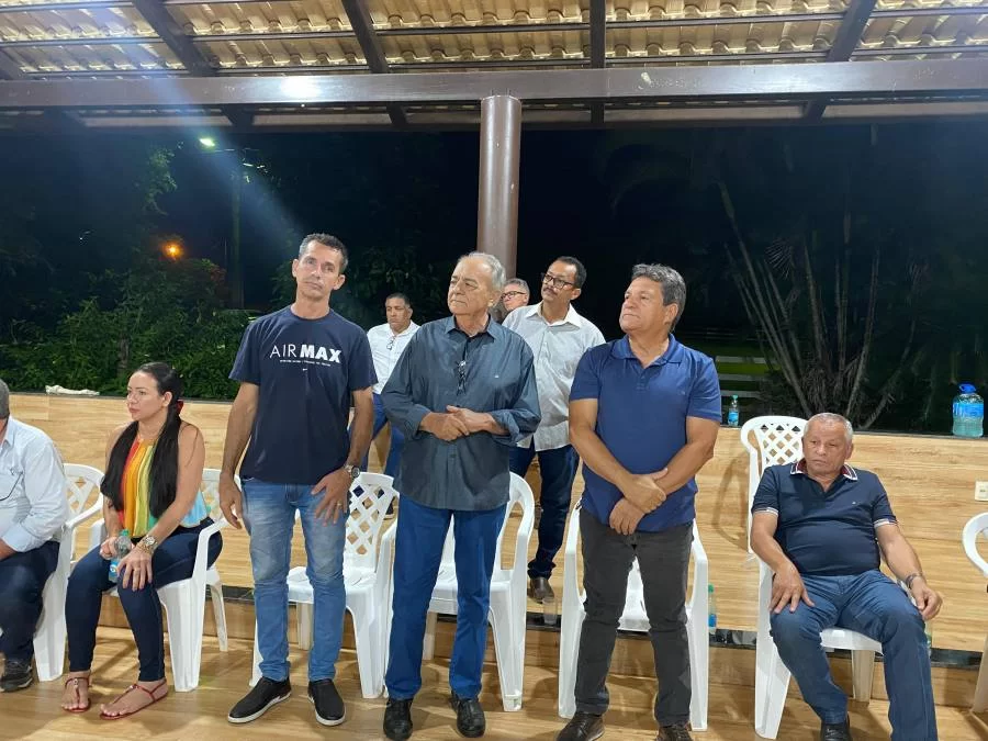 Damaso mostra força com reunião de pré-candidatos em Paraíso do Tocantins