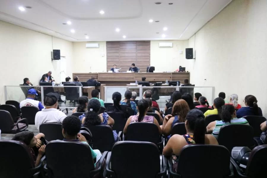 Vereadores devem votar requerimento que extingue reeleiÃÂ§ÃÂ£o de mesa