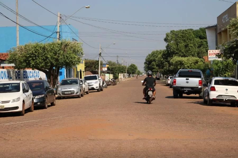 Chuva que caiu nesta tarde de segunda feira e esfriou dias ensolarados e quentes em Colinas