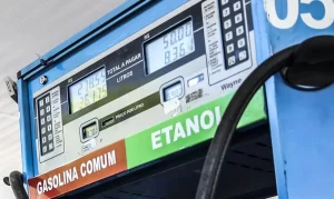 Preço do diesel comum cai 0,33% e do S-10 reduz 0,65% em janeiro, aponta Edenred Ticket Log
