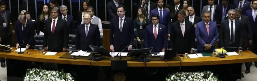 Em mensagem ao Congresso Nacional, Lula defendeu amplo diálogo