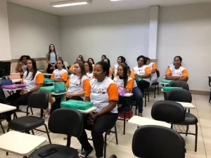 Histórias parecidas, sonhos em comum: Projeto da BRK capacita mulheres para o mercado de trabalho