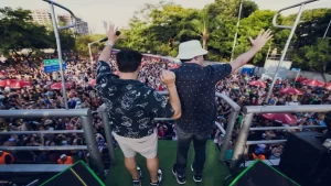 João Bosco e Vinicius reúnem milhares de pessoas no Bloco "Villa Country Pinga Ni Mim" em São Paulo
