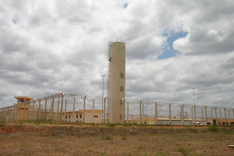 Presídio de segurança máxima no RN tem fuga de dois presos sendo a primeira da história em penitenciárias nacionais