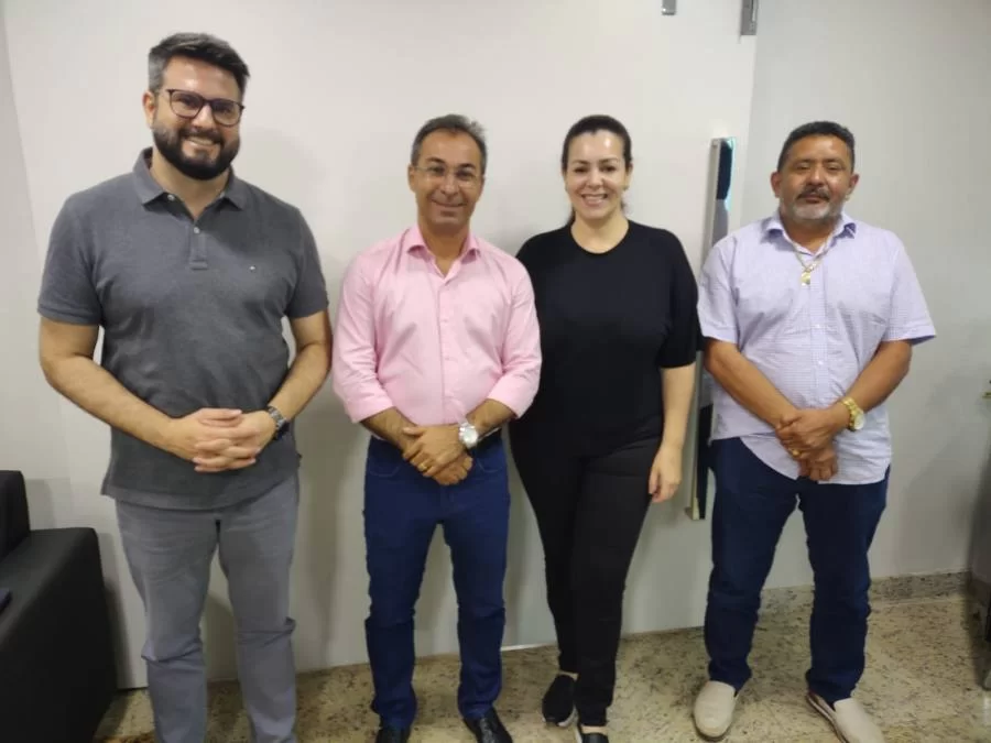 Wagner fecha acordo com Cinthia Ribeiro e PSDB vai respaldar pré-candidatura Ã  reeleição do prefeito em Araguaína
