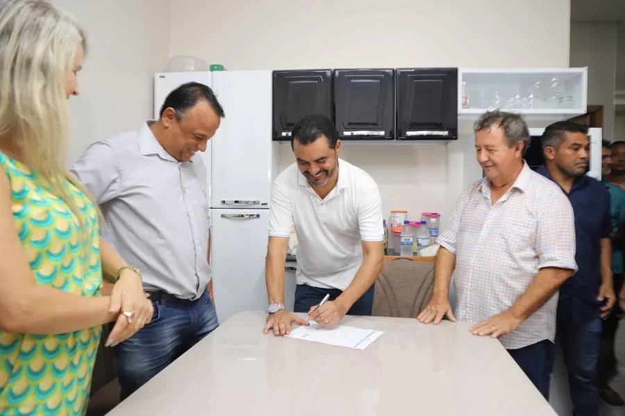 Republicanos tem reforço expressivo com a filiação de gestores de mais quatro cidades