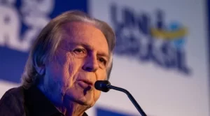 "Dorinha é uma mulher íntegra e não tem nada com corrupção", diz Bivar, após coletiva em que ameaça de provas de corrupção