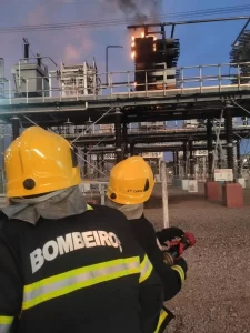 Susto: Transformador pega fogo em subestação de energia em Gurupi