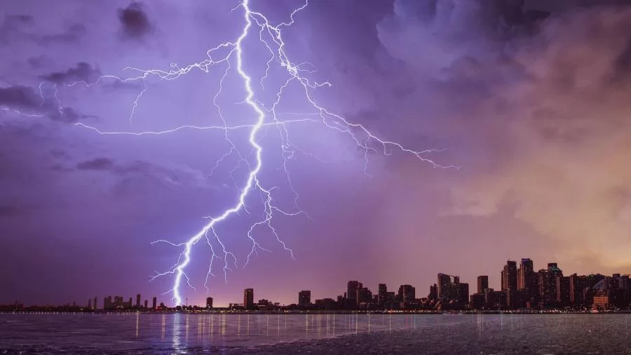 Grupo Storm registra 67.407 raios no último fim de semana em todo o estado; previsão indica mais chuva ao longo da semana