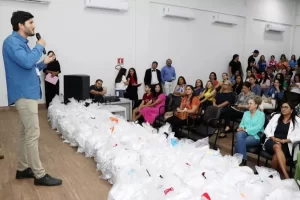 BRK entrega mais de 20 mil absorventes reutilizáveis que foram produzidos por meio do projeto Mulheres Mais Renda