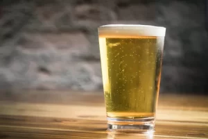 Alerta nacional: o perigo silencioso do metanol preocupa autoridades de saúde