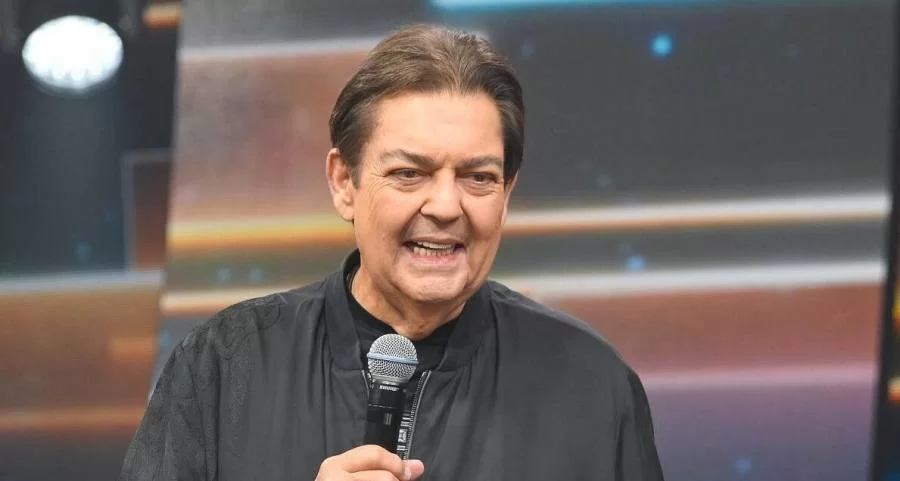 Faustão segue internado após transplante de rim, mas já deixou UTI