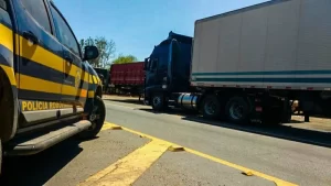 PRF apresenta BalanÃÂ§o da OperaÃÂ§ÃÂ£o Finados 2018