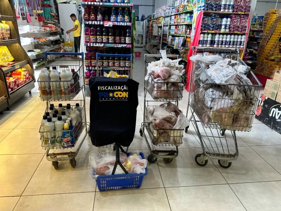 Procon divulga balanço da "Operação De Olho no Prazo de Validade" com mais de 14.000 produtos apreendidos