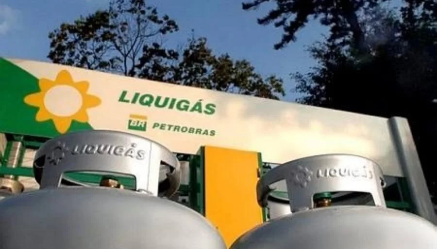 GÃÂ¡s de cozinha para botijÃÂ£o de 13 quilos serÃÂ¡ ajustado para R$ 25,07 nas refinarias