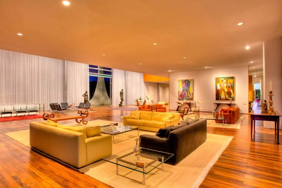 Após culpar casal Bolsonaro, governo Lula encontra 261 móveis "desaparecidos" na própria residÃªncia oficial