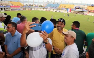 Esporte | Wanderlei Barbosa prestigia semifinal do campeonato tocantinense de futebol