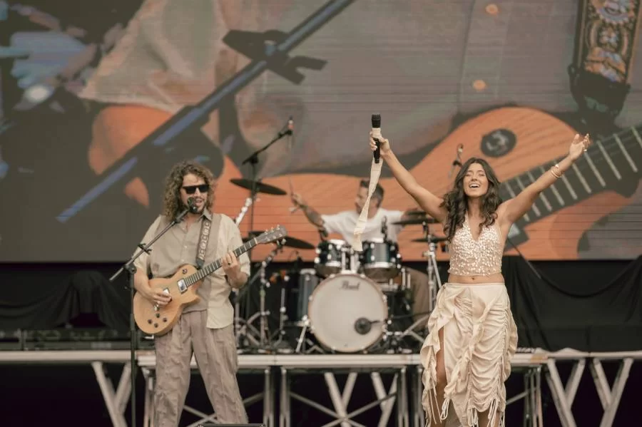 Após estreia no Lollapalooza, BenziÃª lança primeiro álbum da carreira nesta sexta