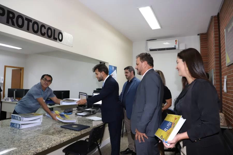 Governo do Tocantins entrega Balanço Geral das Contas antecipadamente ao Tribunal de Contas do Estado