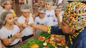 Chef Ruth Almeida leva sabor e conhecimento com a temática "Culinária no Tocantins" para crianças