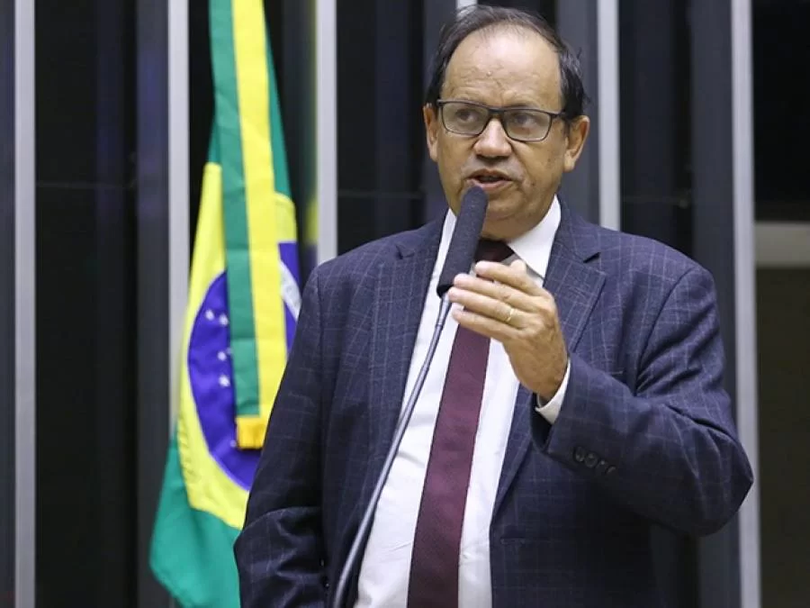 Eli Borges vota contra retorno da cobrança do Seguro DPVAT e classifica como retrocesso a aprovação