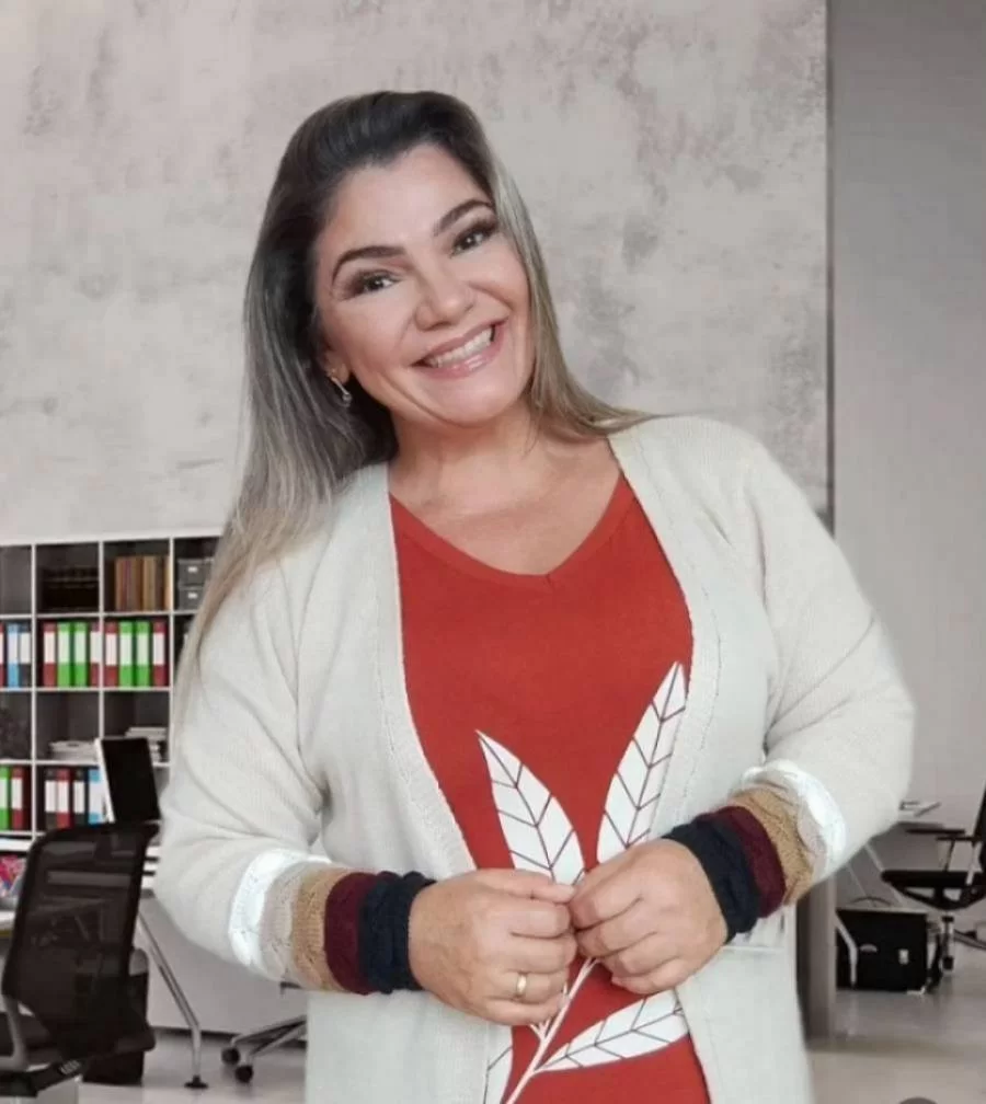 Confira a Palavra de Deus desta terça-feira, 16, com a Missionária Ires Perez