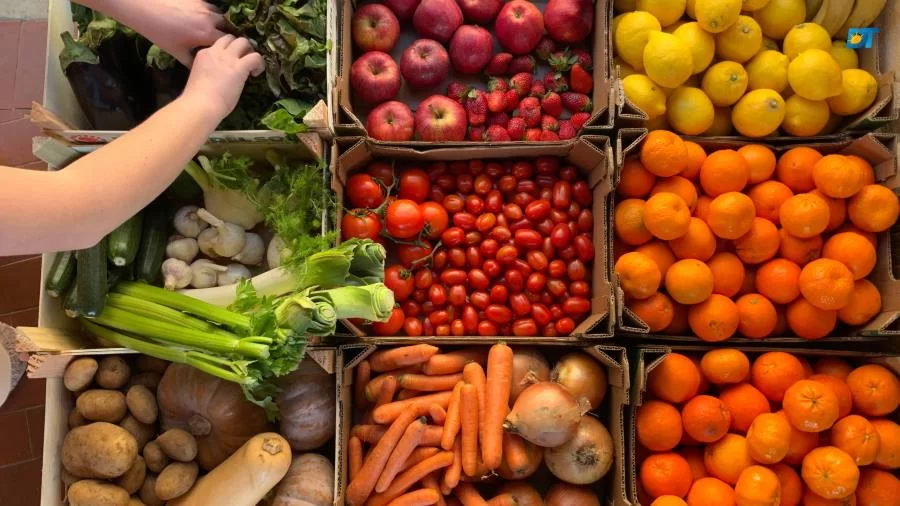 Balanço da Conab mostra o que ficou mais barato ou caro no mercado; Alface, Batata, cenoura e tomate e frutas estão na lista