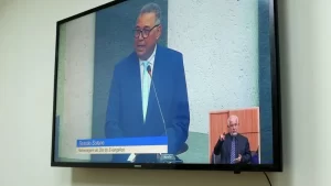 Sessões da Assembleia começam a ser transmitidas em Libras