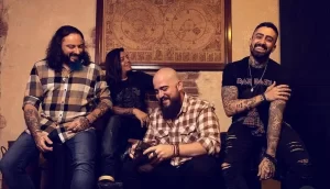 Guitarrista da Malta, Thor Moraes, e vocalista João Gomiero compartilham trajetória e dizem que a banda vive uma das melhores fases