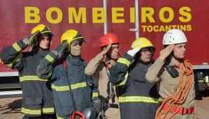 Governo envia Equipes dos Bombeiros para ajudar vítimas das enchentes no Rio Grande do Sul