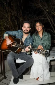 Luciano Camargo grava clipe com Julia Vitória em Campos do Jordão