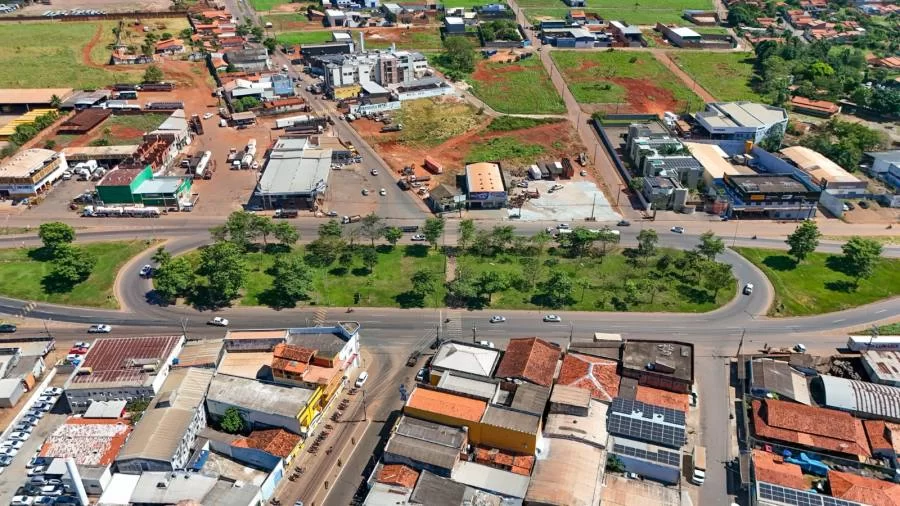 Wagner e Alexandre Guimarães garantem construção de travessia do setor Entroncamento para o Jardim dos IpÃªs; veja vídeo