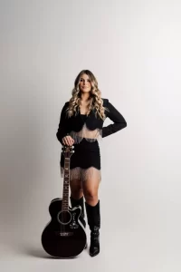 Promessa do sertanejo, Duda Gelmi conta sobre planos para carreira e lançamento de novo EP