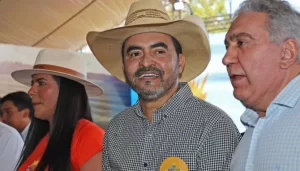 Durante abertura oficial da Agrotins, fala de Laurez dizendo ser aliado "de todas as horas" de Wanderlei chama a atenção