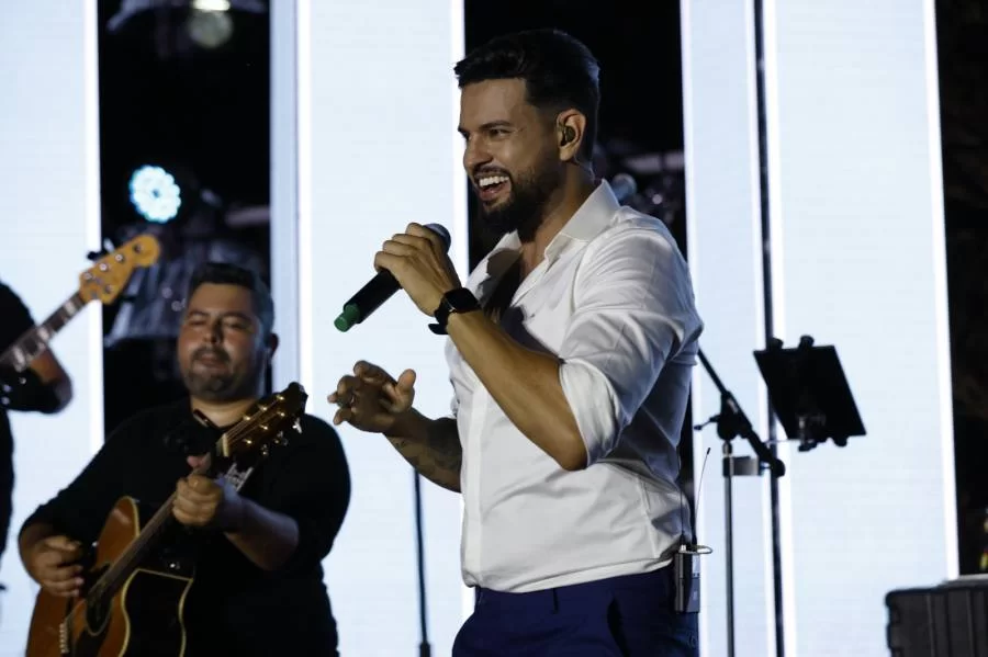 "Saudade Matada" é a primeira de "Acontece", o novo álbum de Vini Drumond