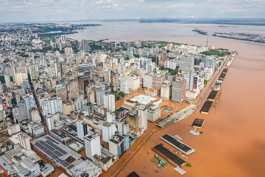 Porto Alegre reabre comporta pela 1ª vez após início das enchentes; sabia a situação de abastecimento de água em outros estados