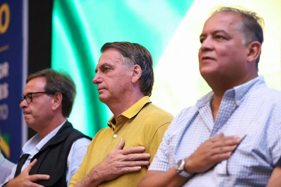 Eduardo Gomes vence luta de bastidores e Bolsonaro veio a Palmas para alavancar campanha de Janad