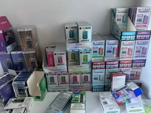 PF prende mais de 1 mil cigarros eletrônicos em Palmas