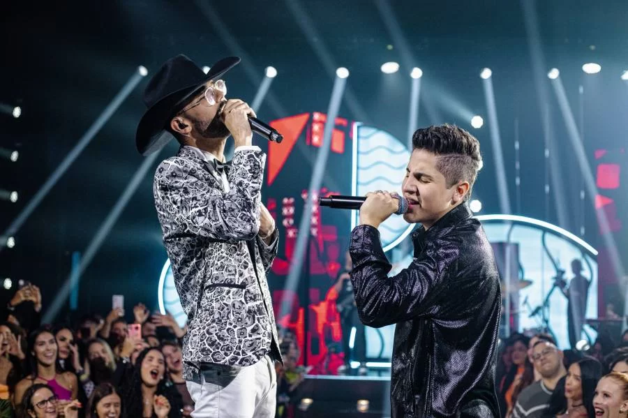 DT Indica: sucesso do sertanejo "Tampa das Camionete" de Hugo Henrique e Luan Pereira