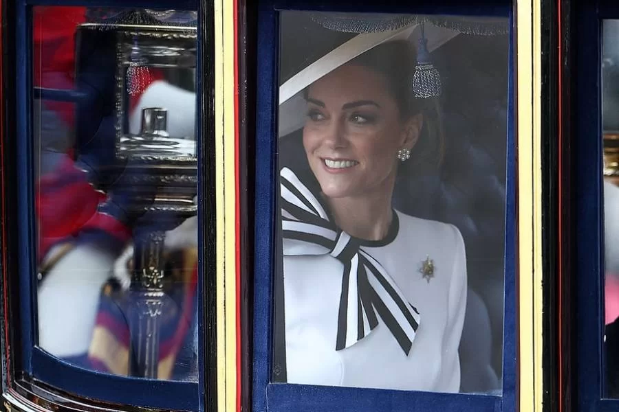 VÃDEO: Princesa Kate Middleton faz aparição pública pela primeira vez em meses