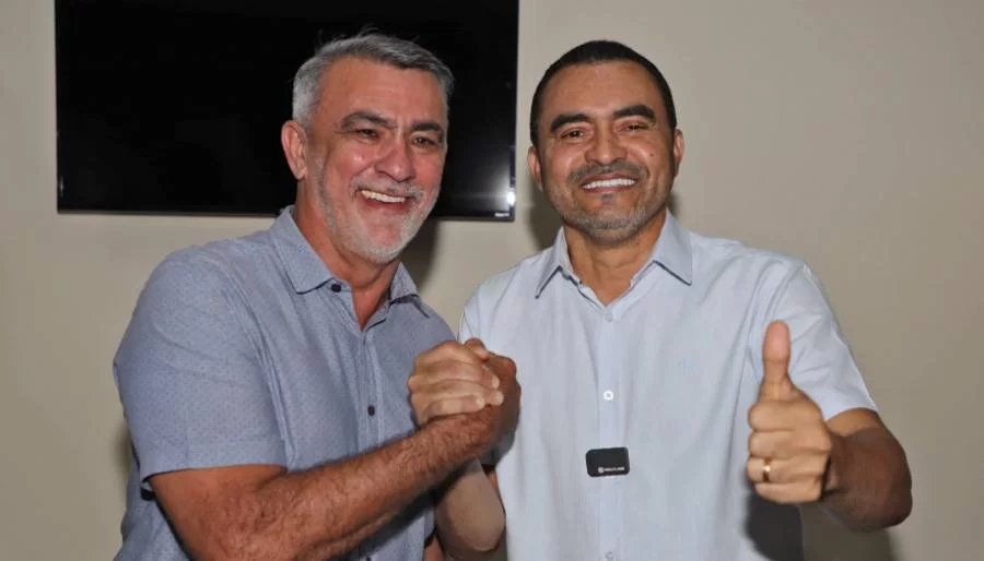 Amélio Cayres assume interinamente o governo enquanto Wanderlei Barbosa cumpre agenda em Portugal