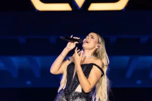 Carol Villa lança "Migalhas", primeira faixa de seu novo DVD com participação de Zé Henrique e Gabriel