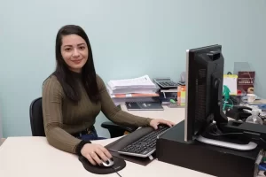 IEL oferece vagas de estágio em 7 municípios com bolsas de até R$ 1.300,00