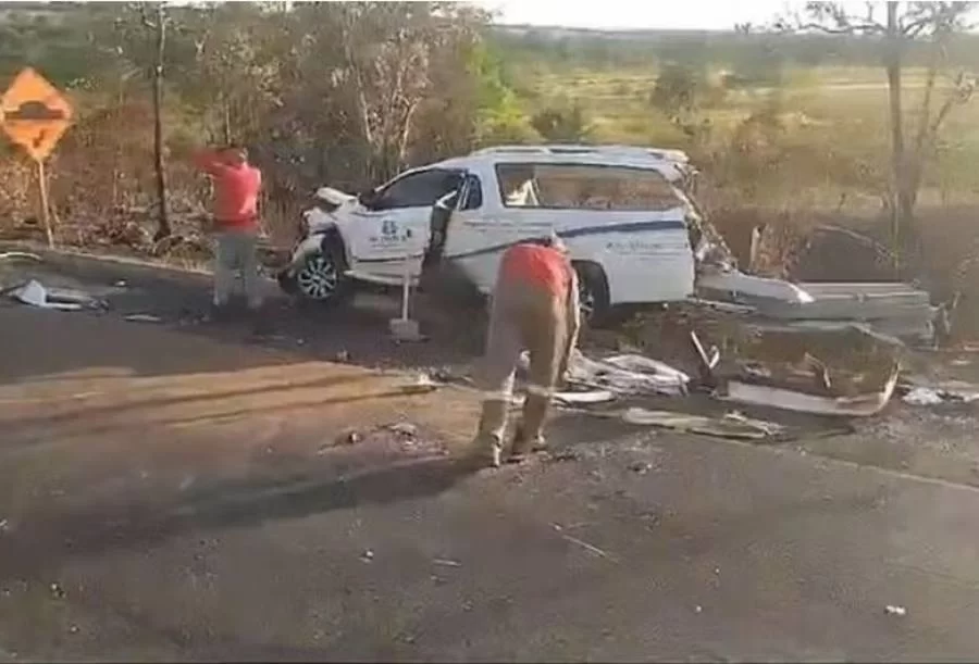 Acidente com carro funerário e mais trÃªs veículos se envolvem em engavetamento na BR-153 e deixa feridos próximo a Colinas
